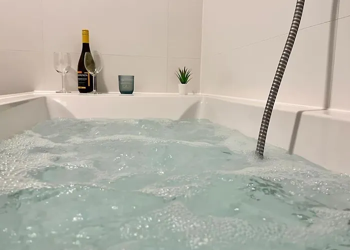 Panorama Schlossberg&jacuzzi Apartment *